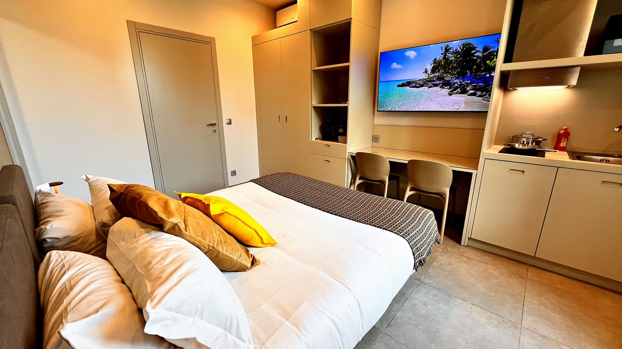 Photo of Bedroom in Beausoleil