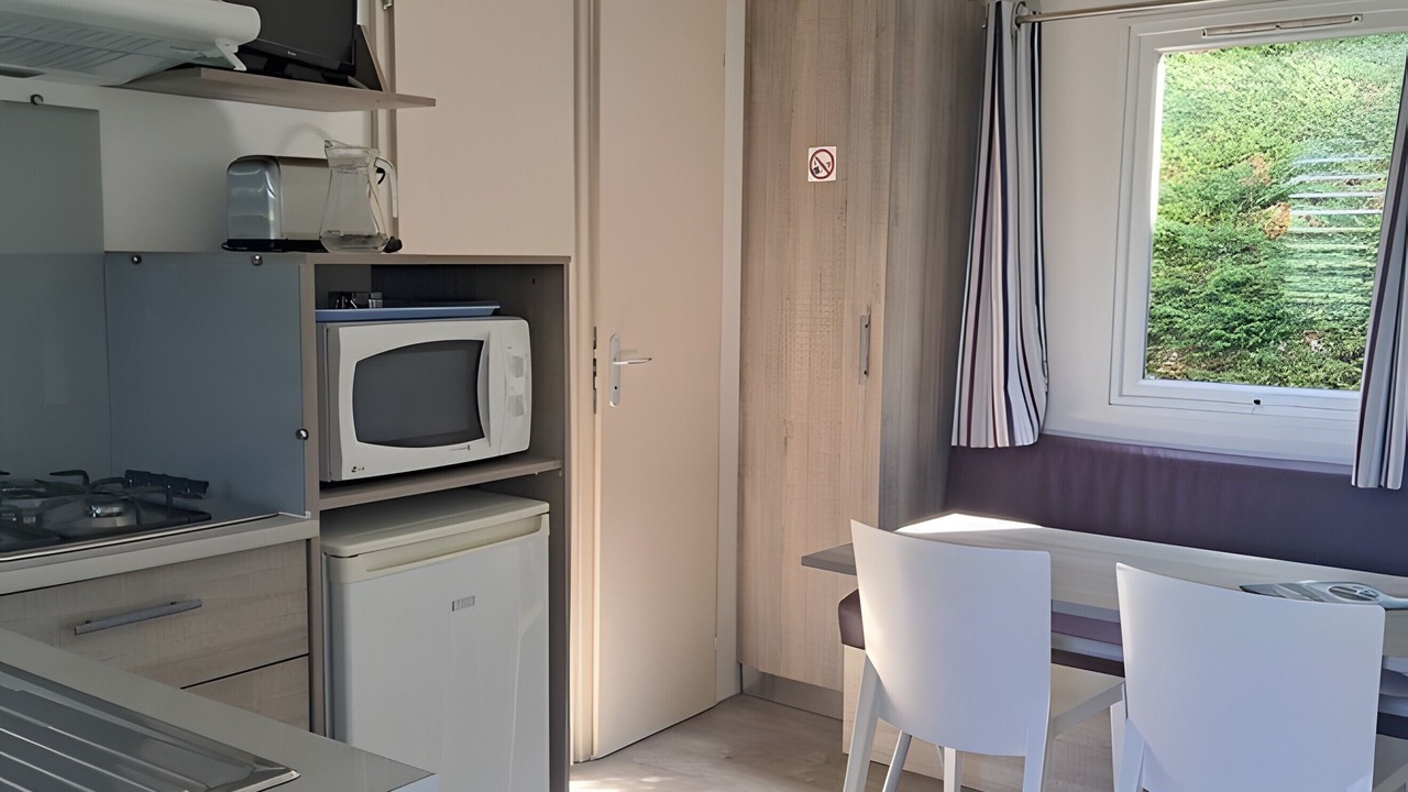 Photo of Kitchen in Saint-Laurent-en-Beaumont
