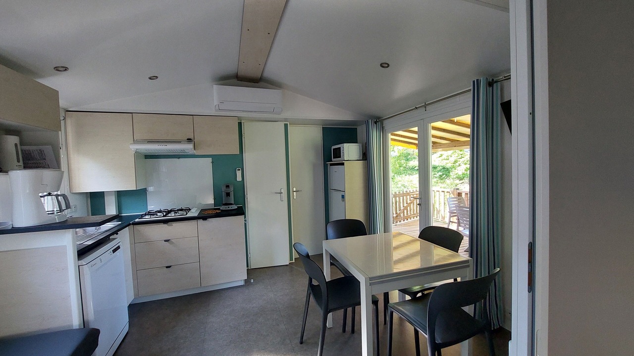 Photo of Kitchen in Saint-Laurent-en-Beaumont