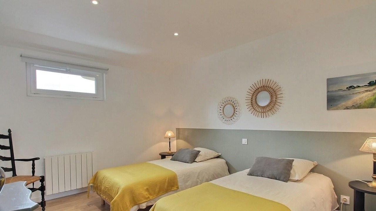 Photo of Bedroom in Treguier
