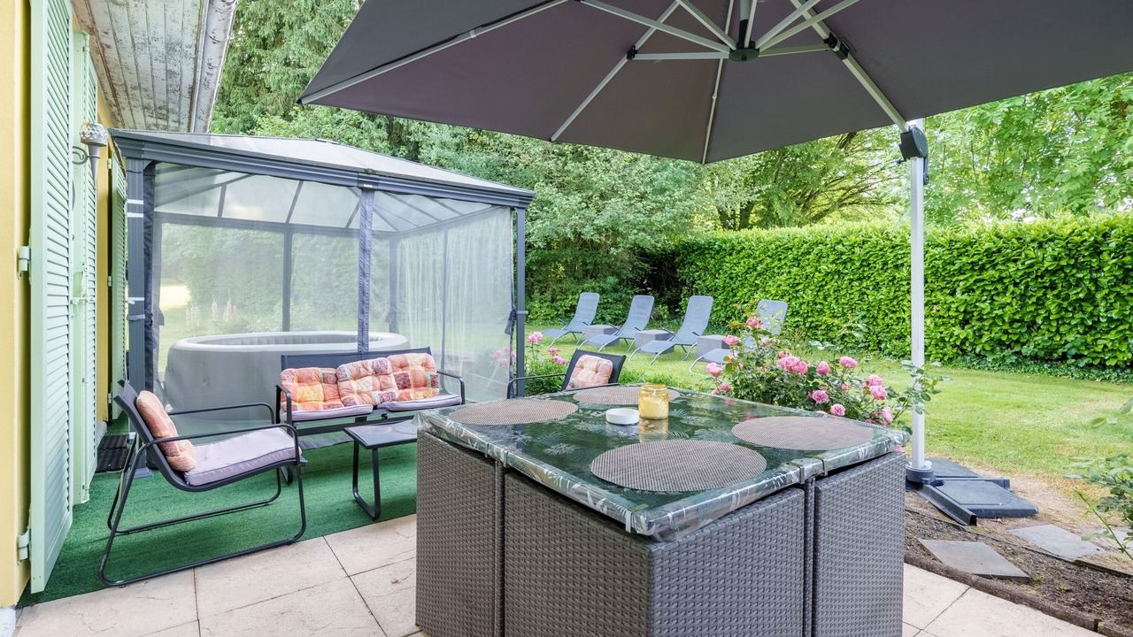 Photo of Patio Balcony in Futeau