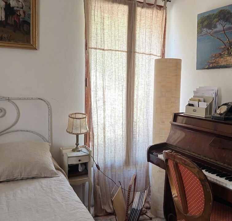 Photo of Bedroom in Sigale