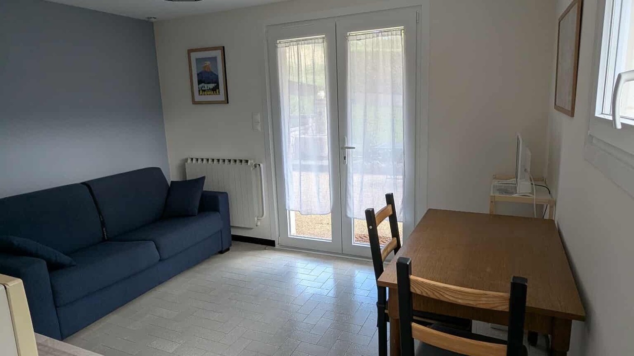 Photo of Livingroom in Monestier-de-Clermont