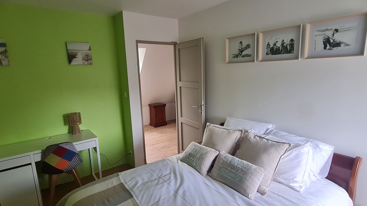 Photo of Bedroom in Saint-Quay-Perros