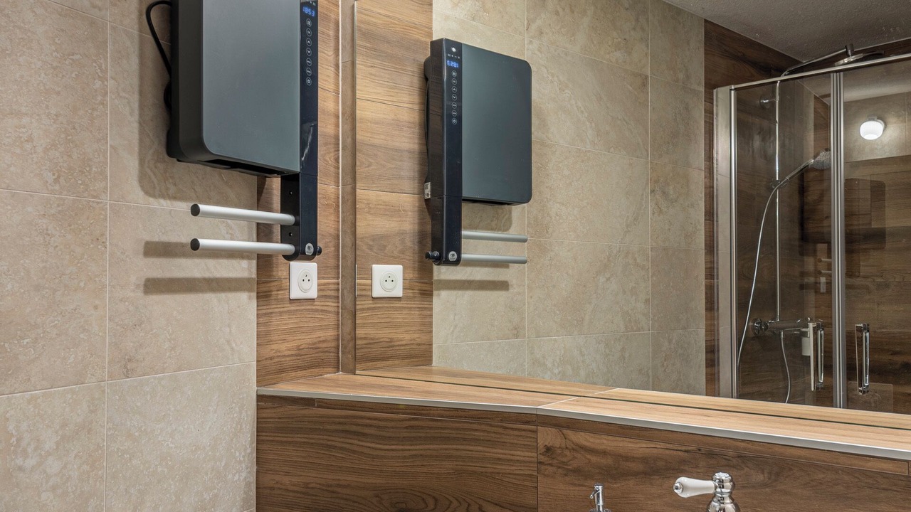 Photo of Bathroom in Saint-Paul