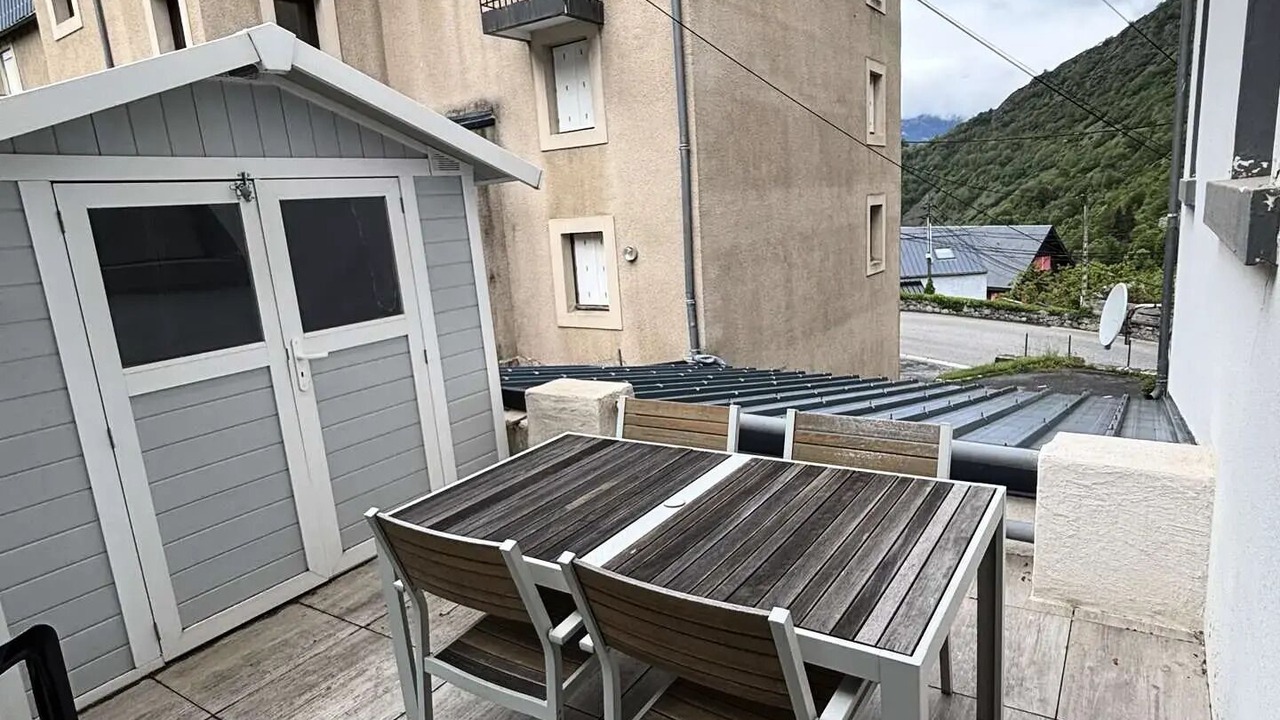Photo of Outdoor in Sers