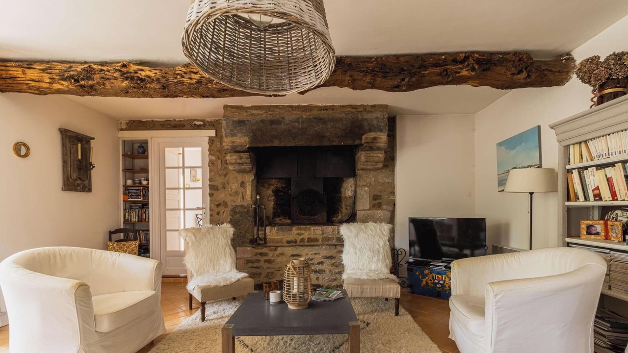 Photo of Livingroom in Pleboulle