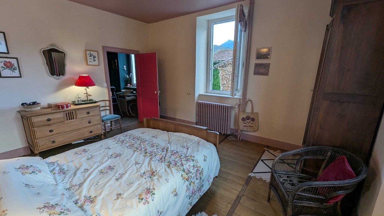 Photo of Bedroom in Izaut-de-l'Hotel