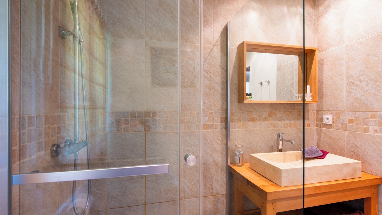 Photo of Bathroom in Cabannes