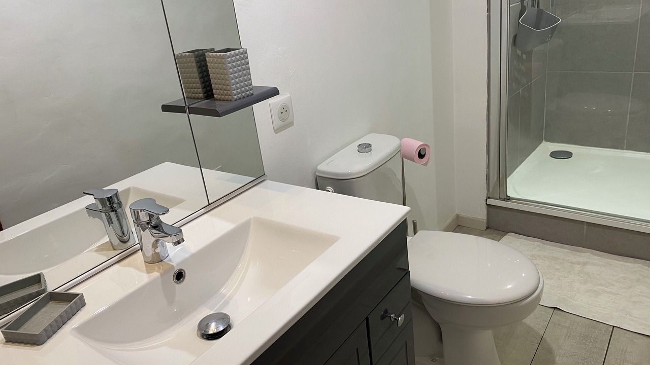 Photo of Bathroom in Montbrun-des-Corbieres