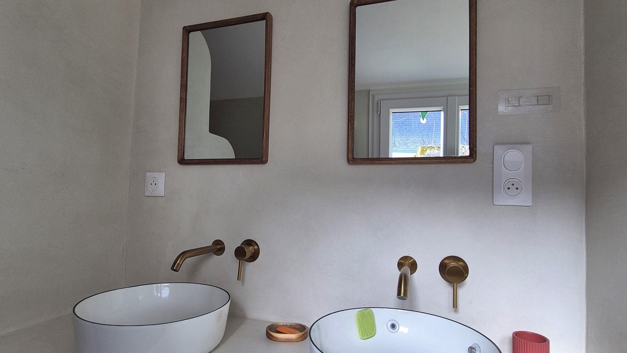 Photo of Bathroom in Cheffes