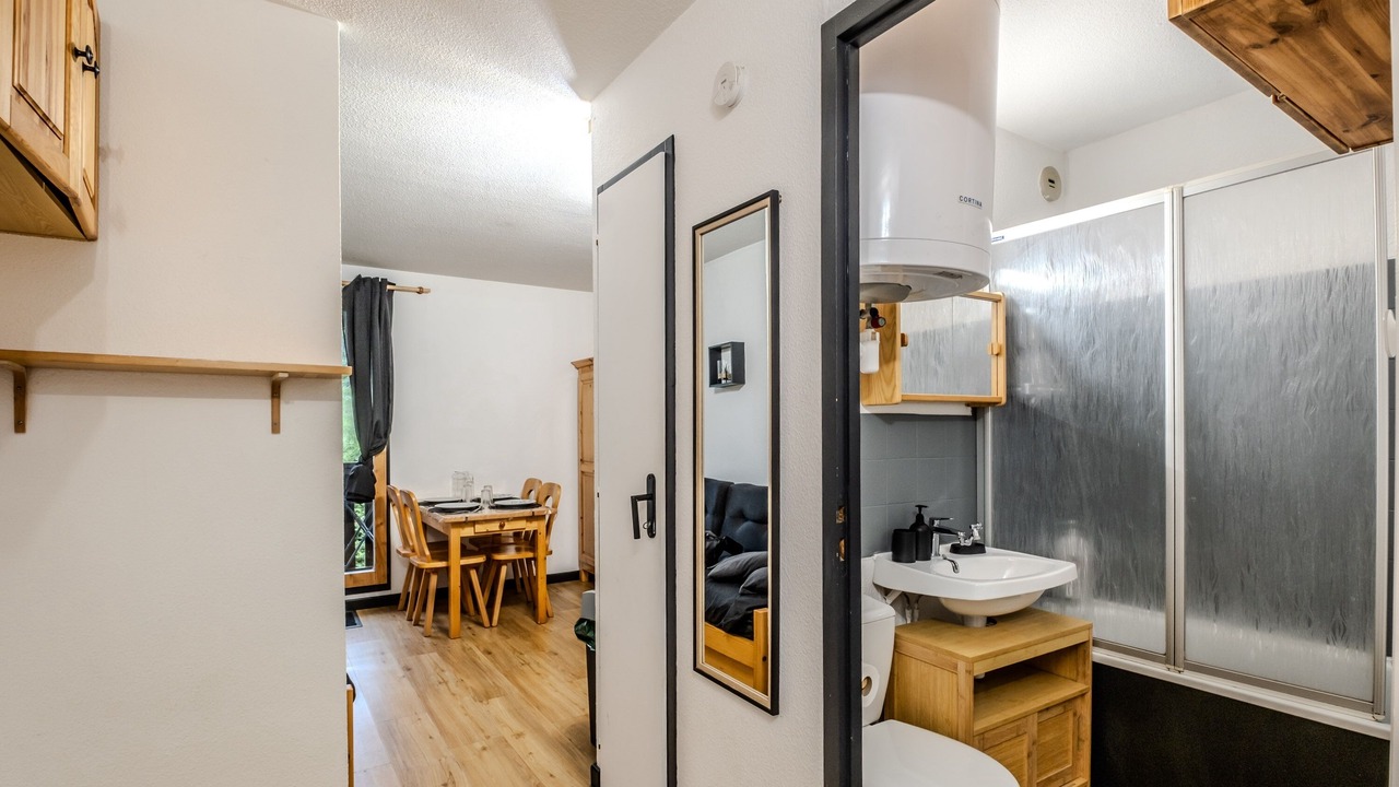 Photo of Bathroom in Habere-Poche