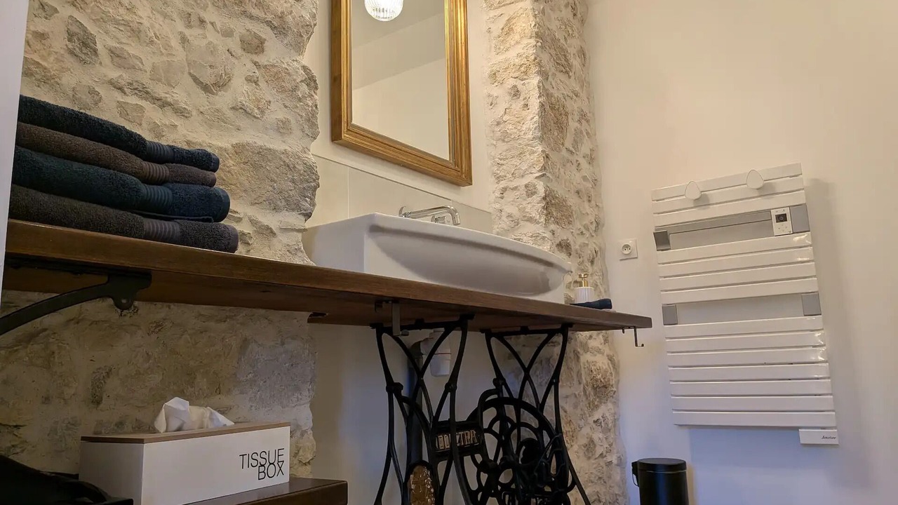 Photo of Bathroom in Montaillou
