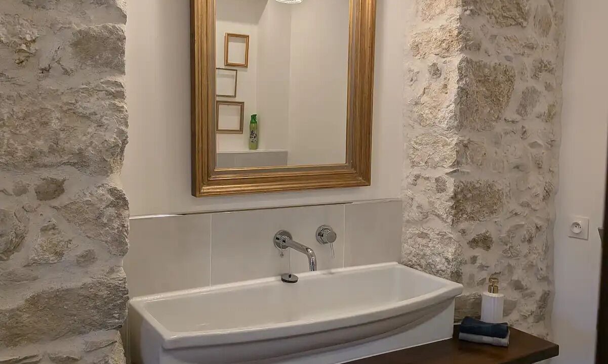 Photo of Bathroom in Montaillou