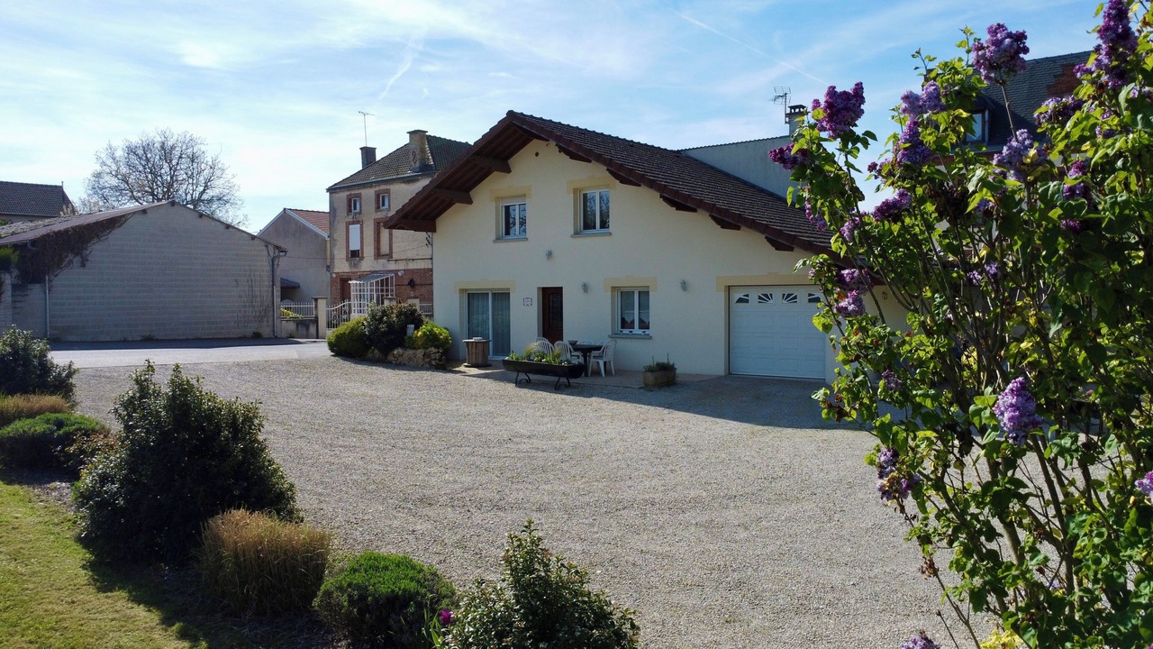 Photo of Outdoor in Vadenay