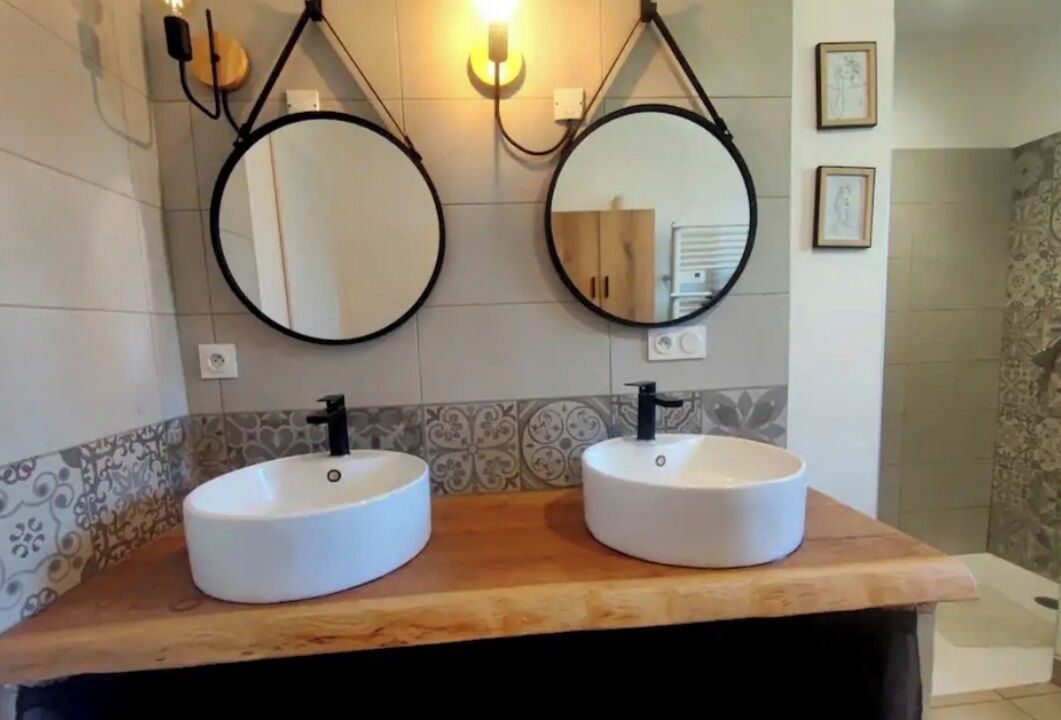 Photo of Bathroom in Saint-Jean-de-Ceyrargues