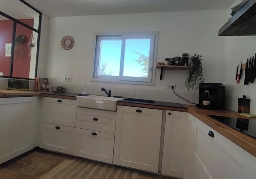 Photo of Kitchen in Saint-Jean-de-Ceyrargues