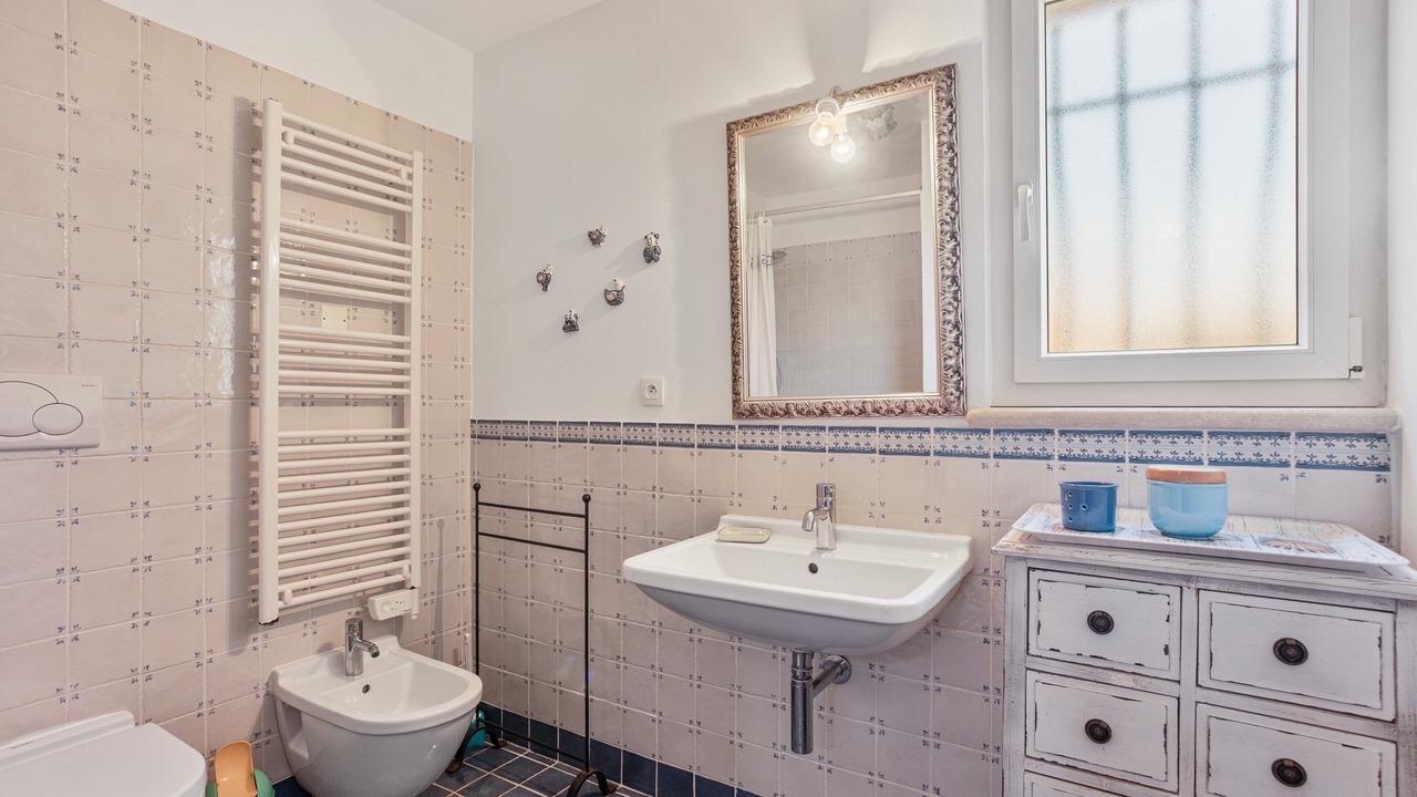 Photo of Bathroom in Miramar