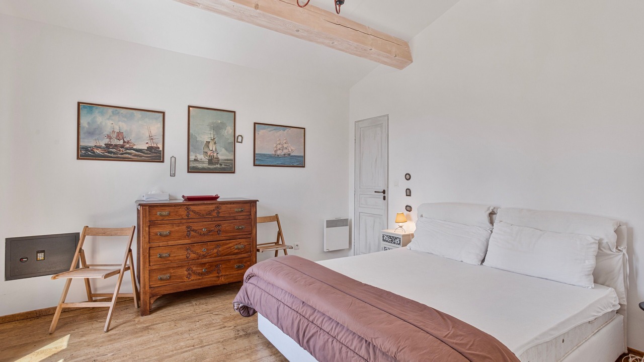 Photo of Bedroom in Miramar