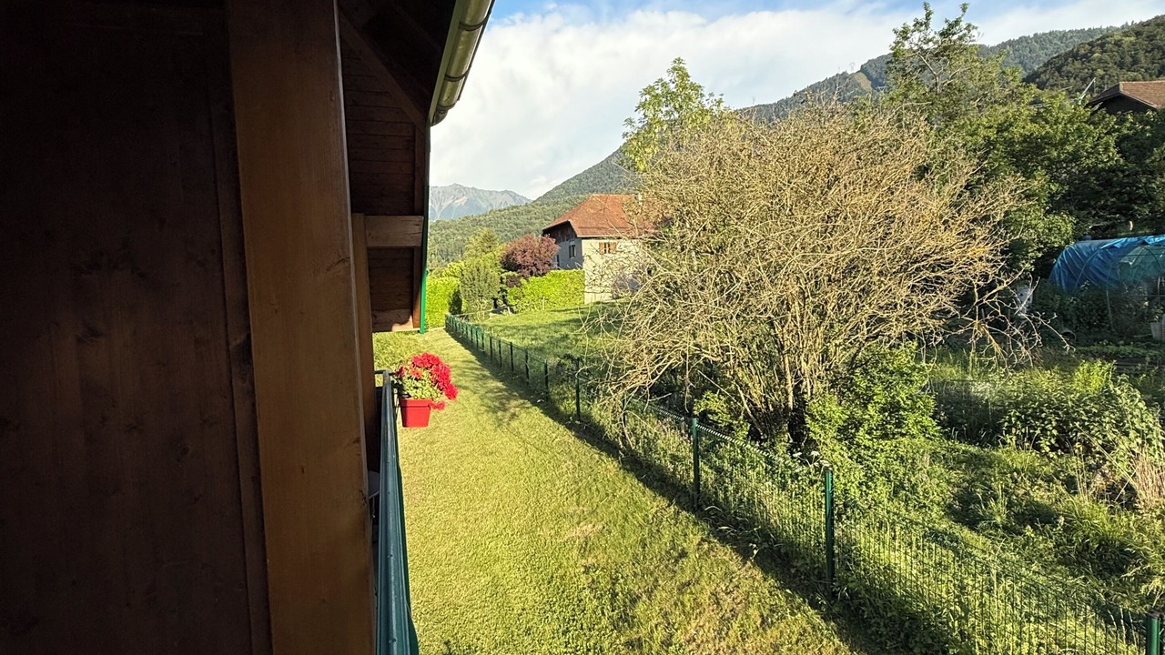 Photo of Outdoor in Giez