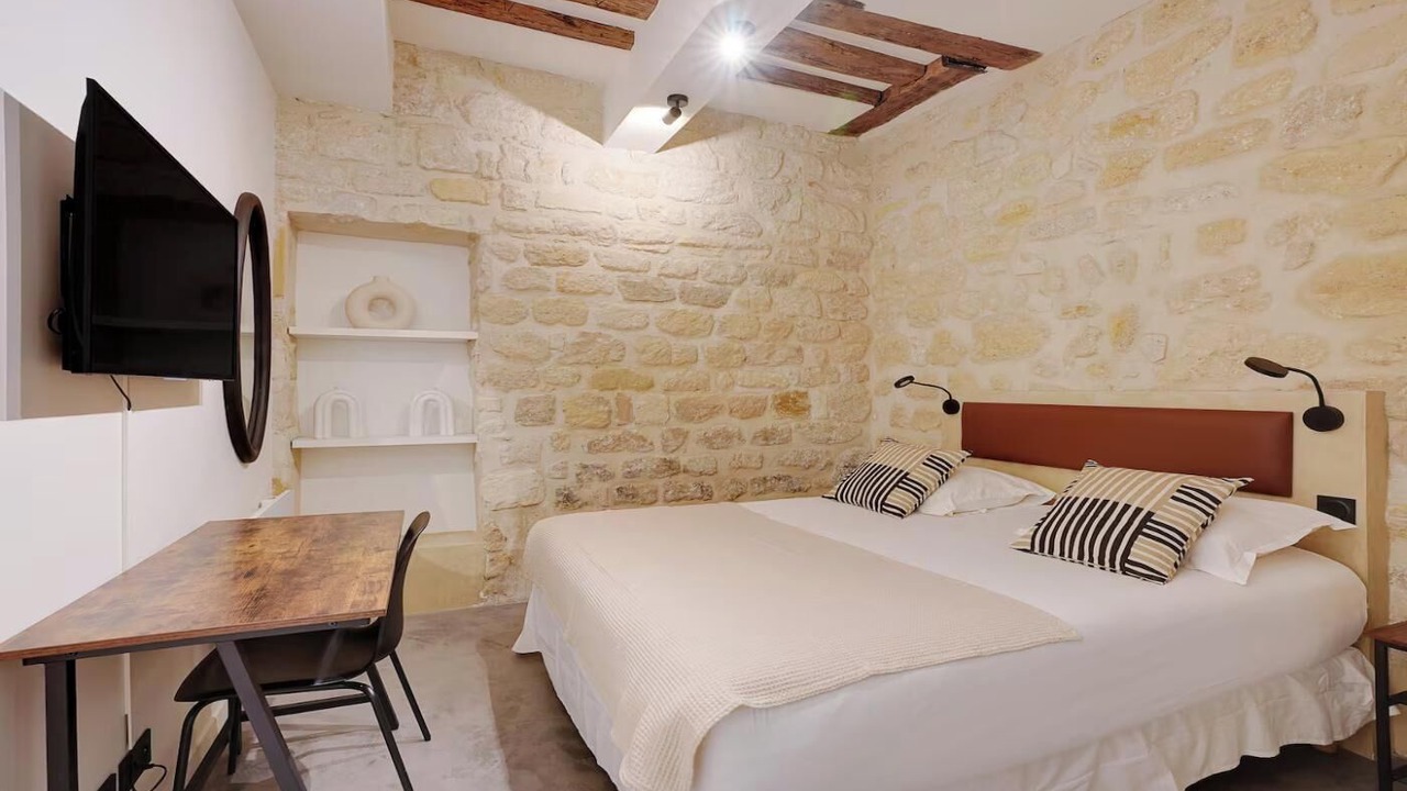 Photo of Bedroom in Marais