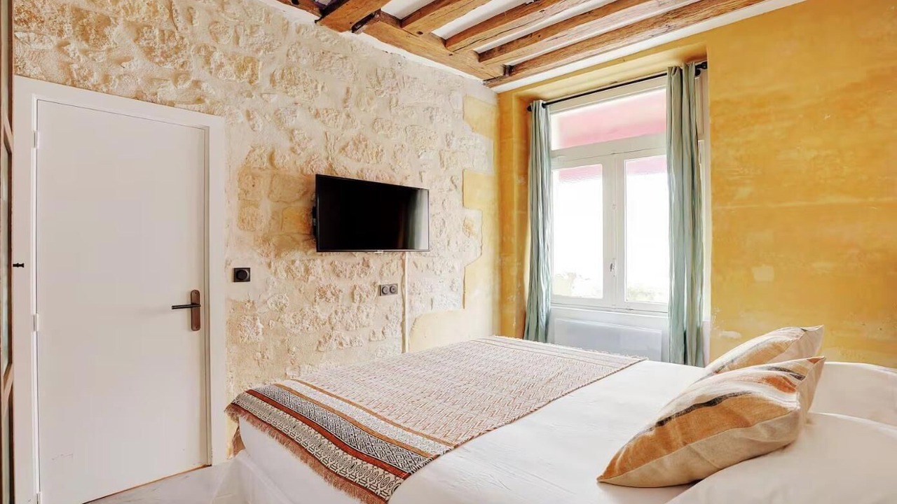 Photo of Bedroom in Marais