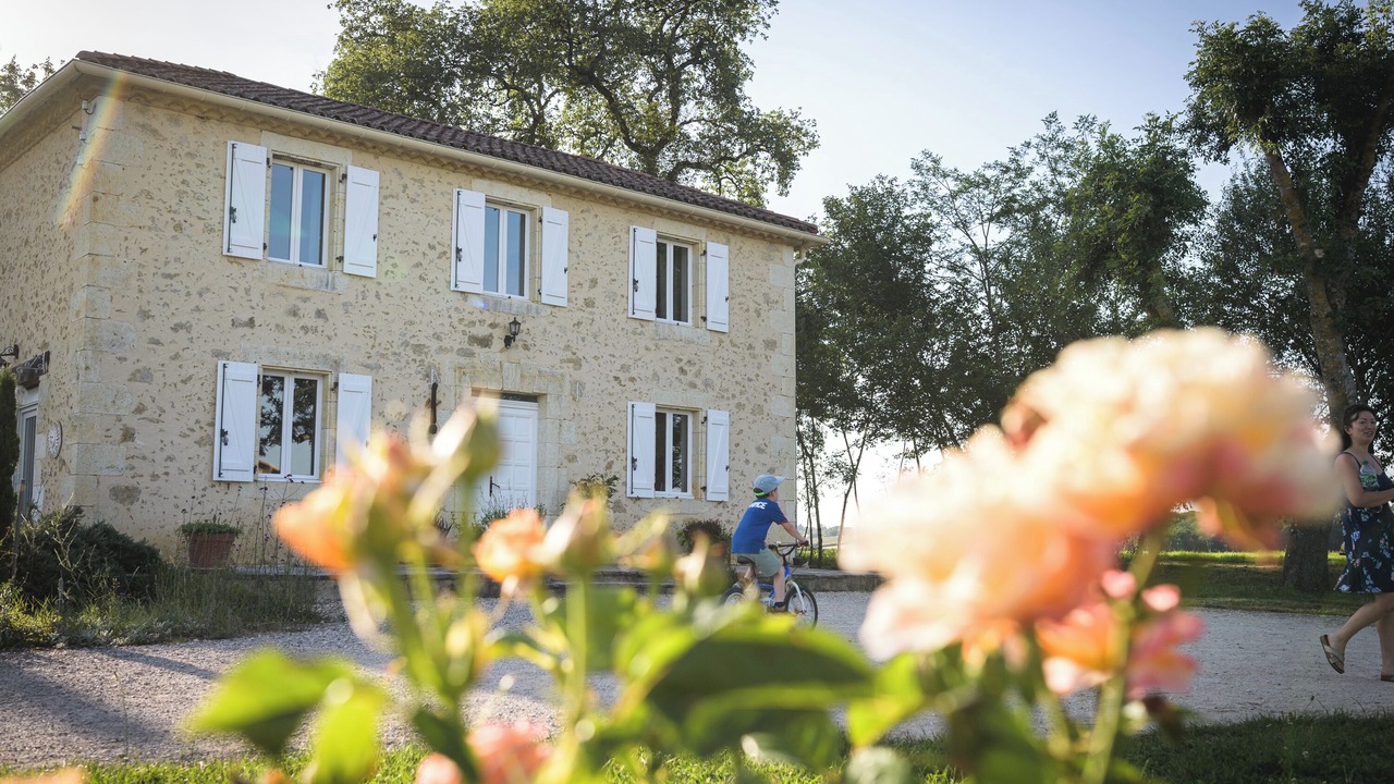 Photo of Outdoor in Preneron