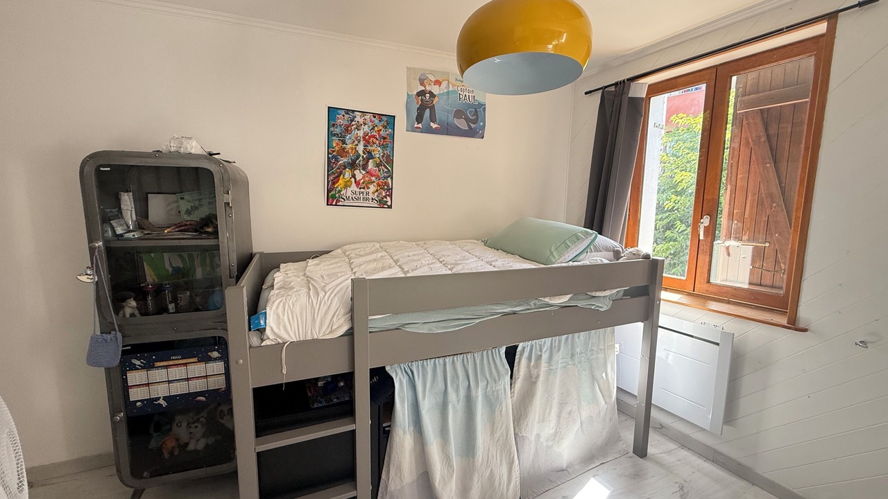 Photo of Bedroom in Sathonay-Camp
