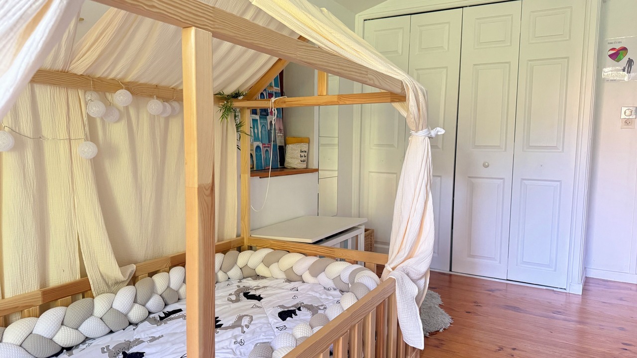 Photo of Bedroom in Sathonay-Camp
