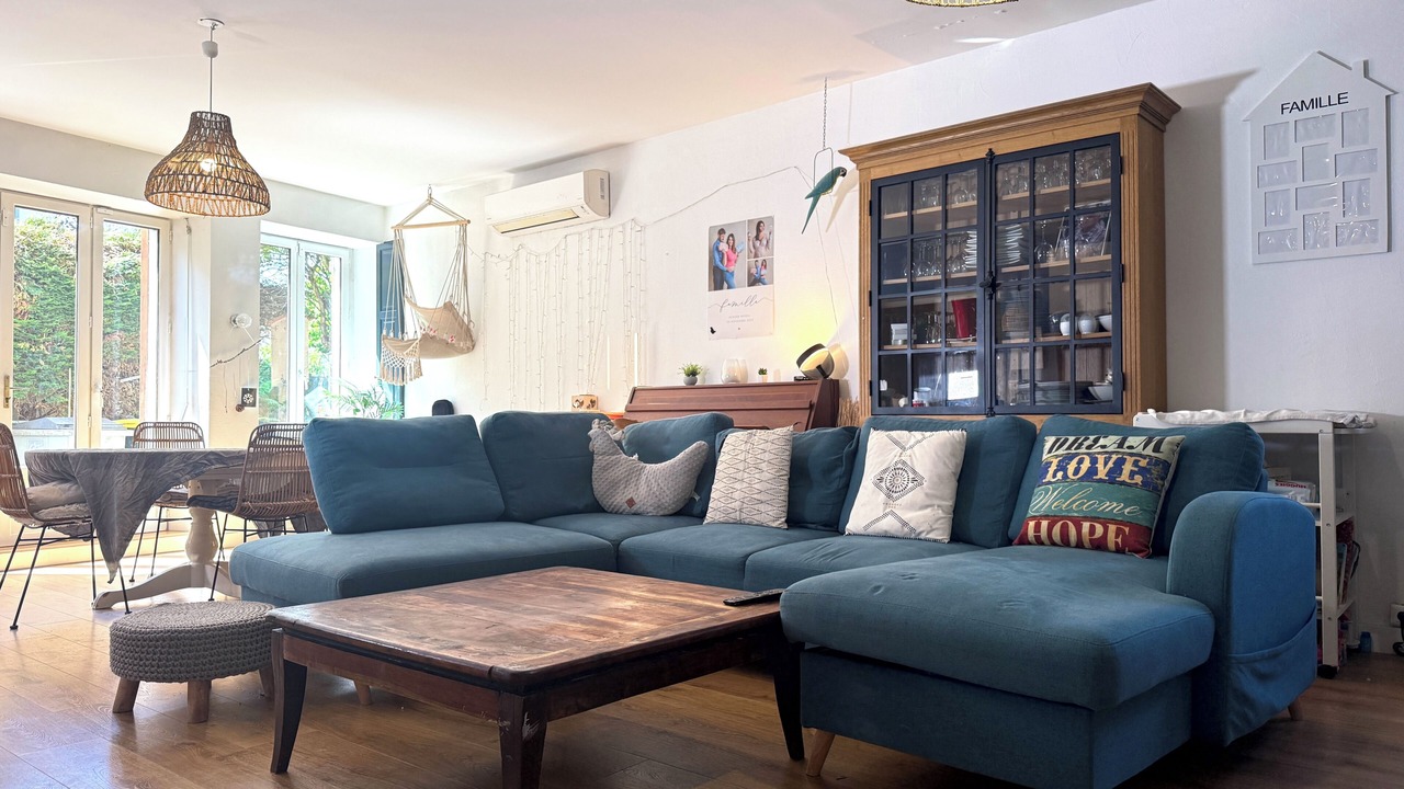 Photo of Livingroom in Sathonay-Camp