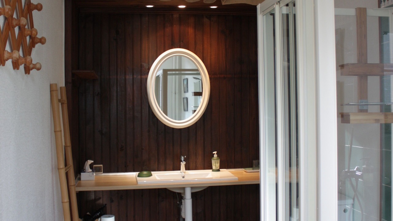 Photo of Bathroom in Livron