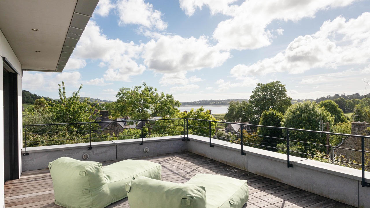 Photo of Patio Balcony in Plouer-sur-Rance