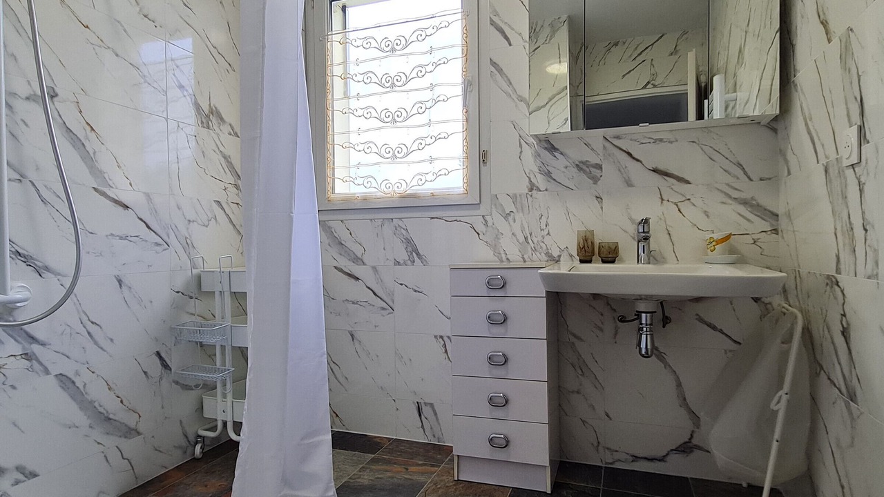 Photo of Bathroom in Velaine-en-Haye