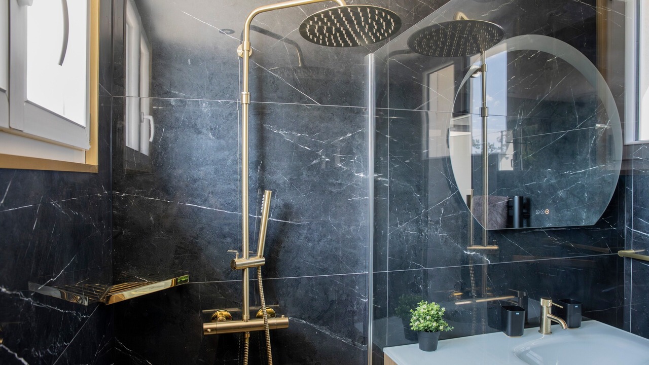 Photo of Bathroom in Gy-en-Sologne