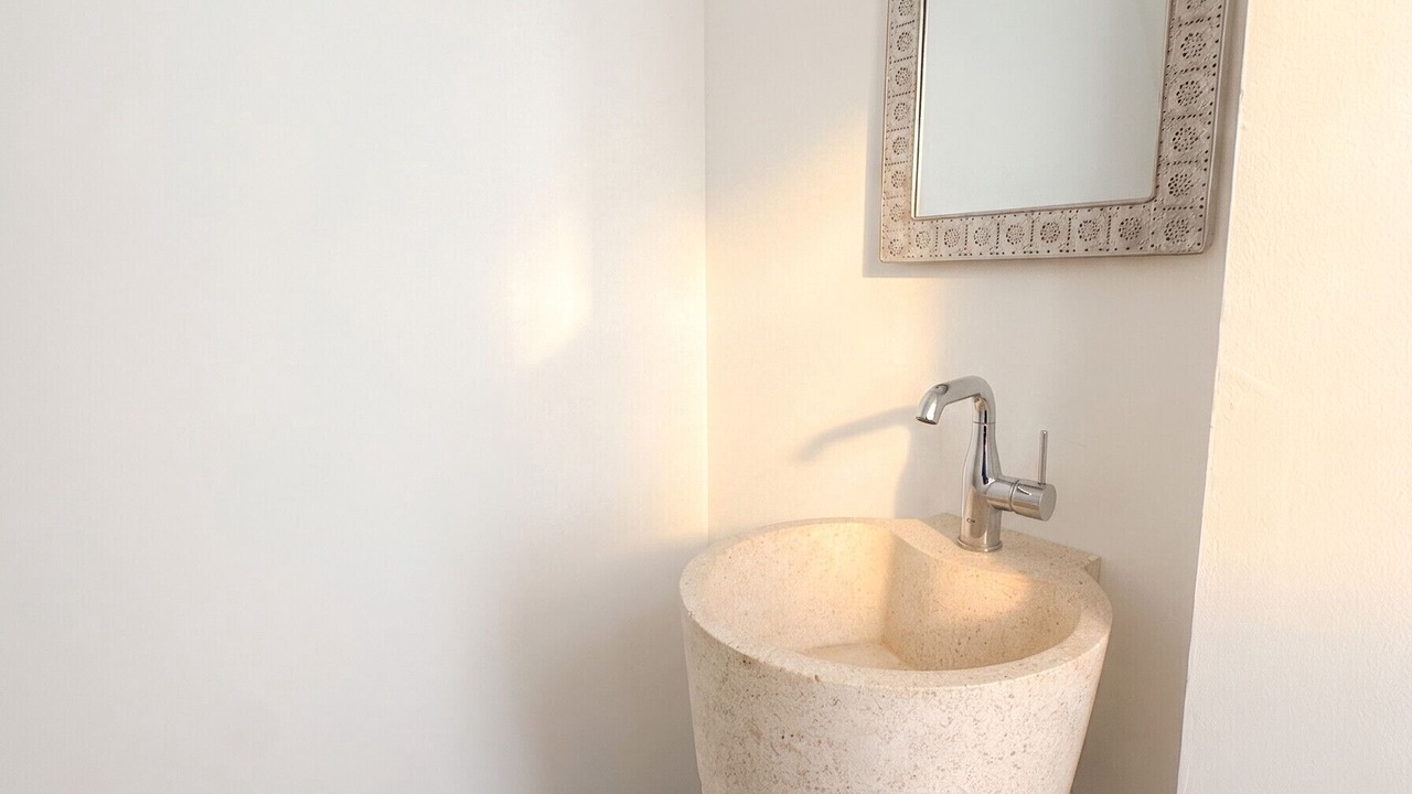 Photo of Bathroom in Villeneuve-sur-Yonne