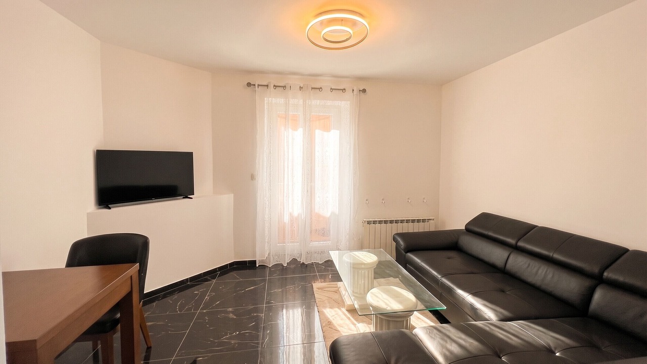 Photo of Livingroom in Villeneuve-sur-Yonne
