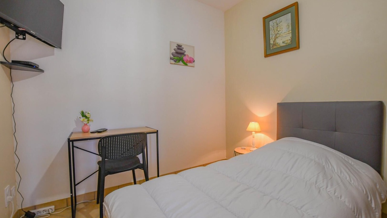 Photo of Bedroom in La Motte-Tilly