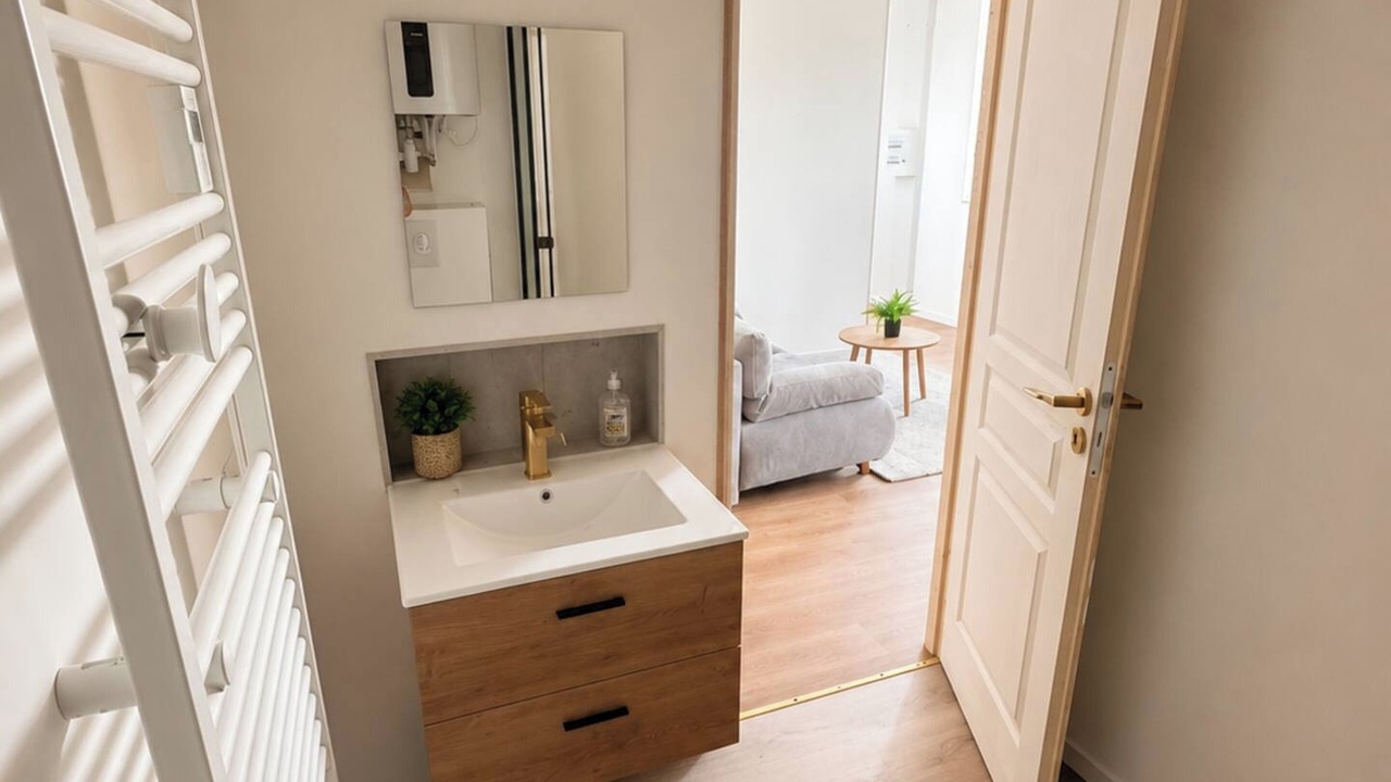 Photo of Bathroom in Ploumagoar