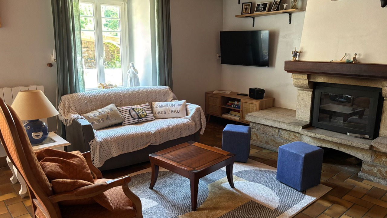 Photo of Livingroom in Plouec-du-Trieux