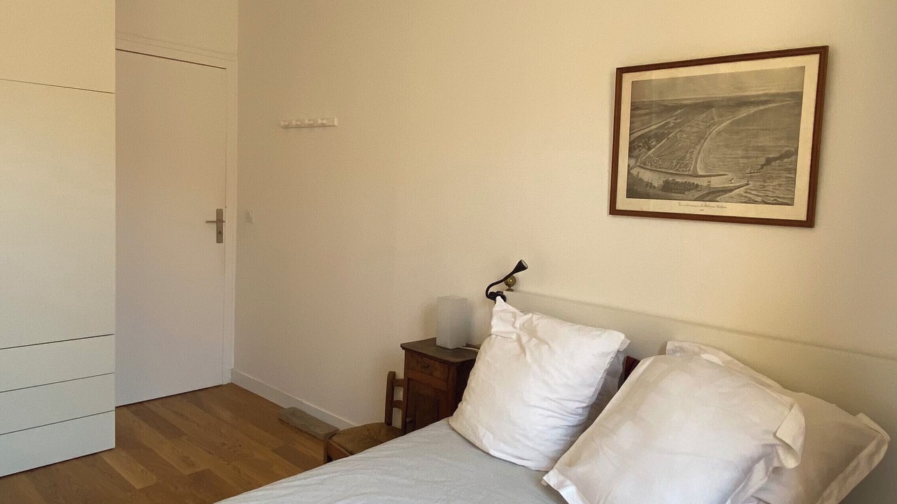 Photo of Bedroom in Boucle - Gros Caillou