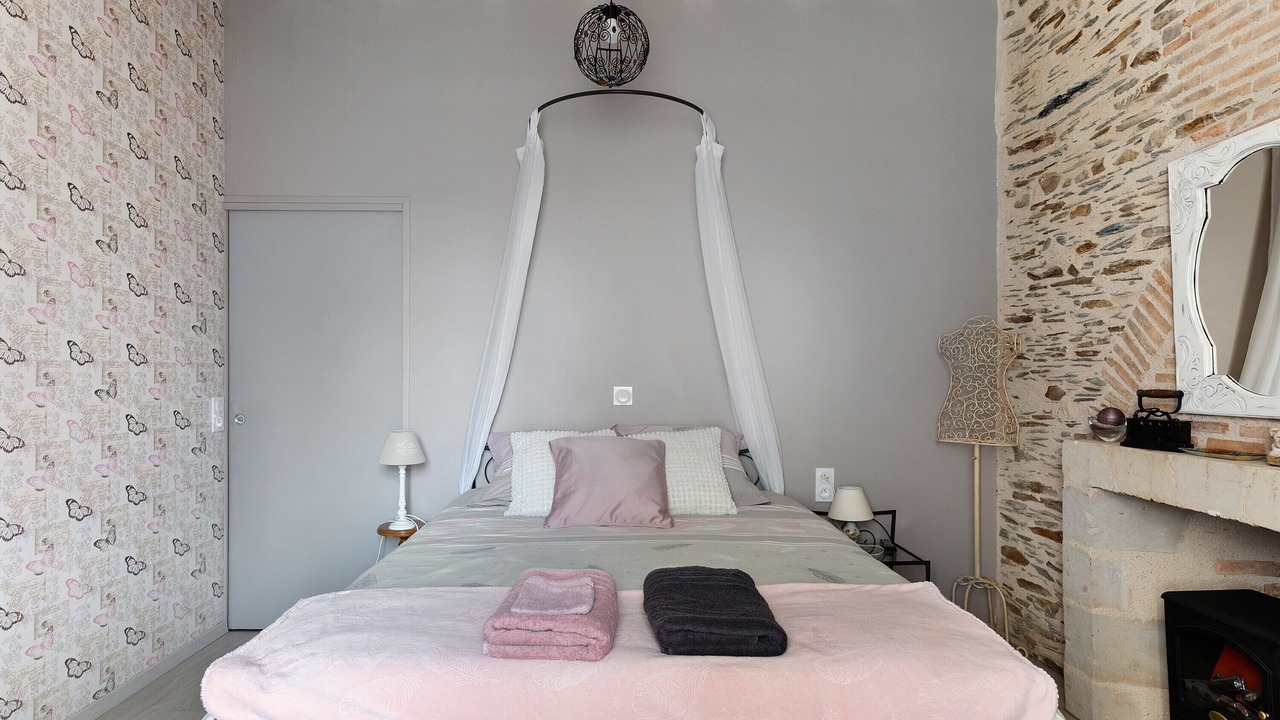 Photo of Bedroom in Nyoiseau