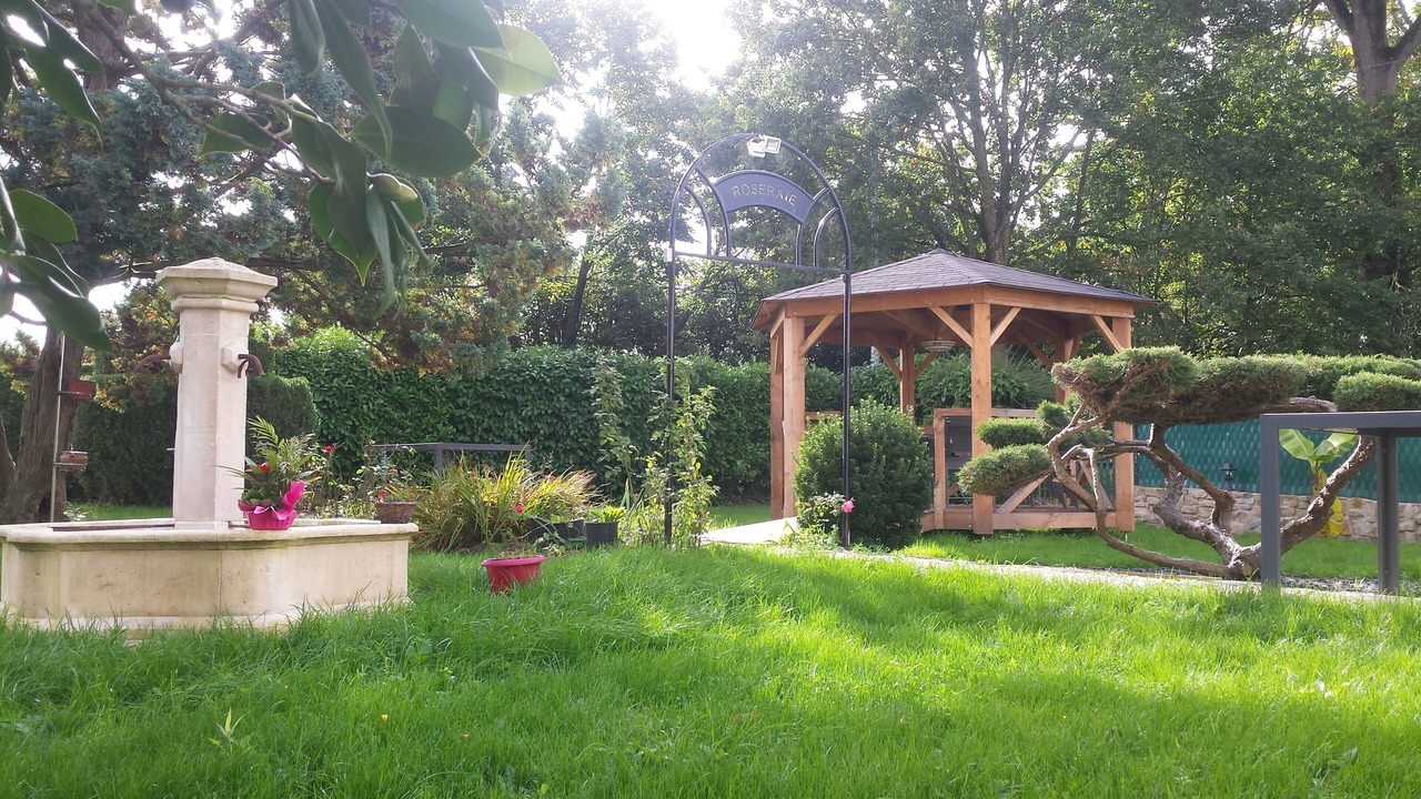 Photo of Outdoor in Nyoiseau