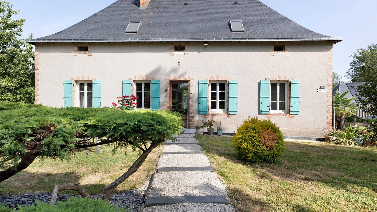 Photo of Outdoor in Nyoiseau