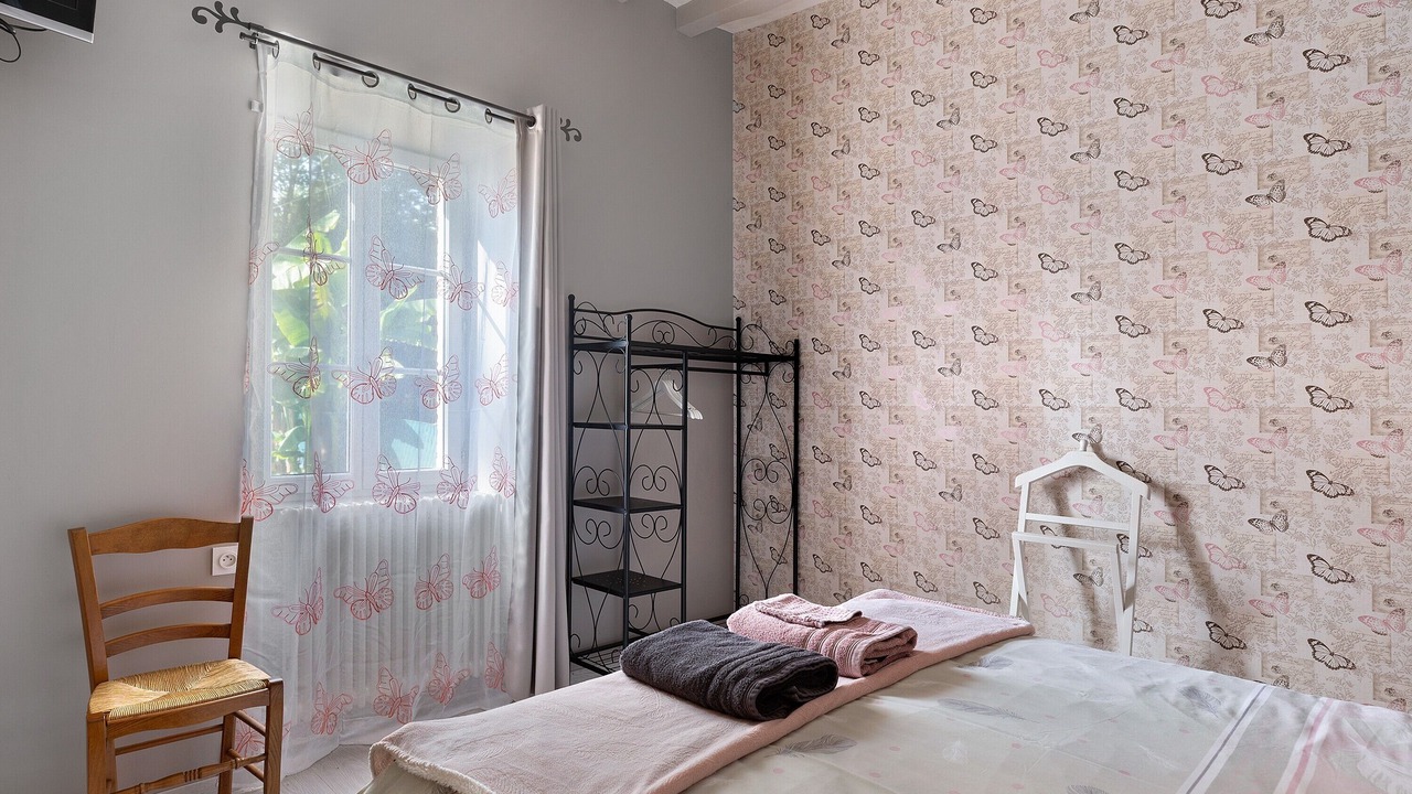 Photo of Bedroom in Nyoiseau