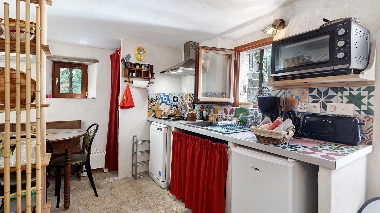 Photo of Kitchen in Saint-Jean-du-Gard