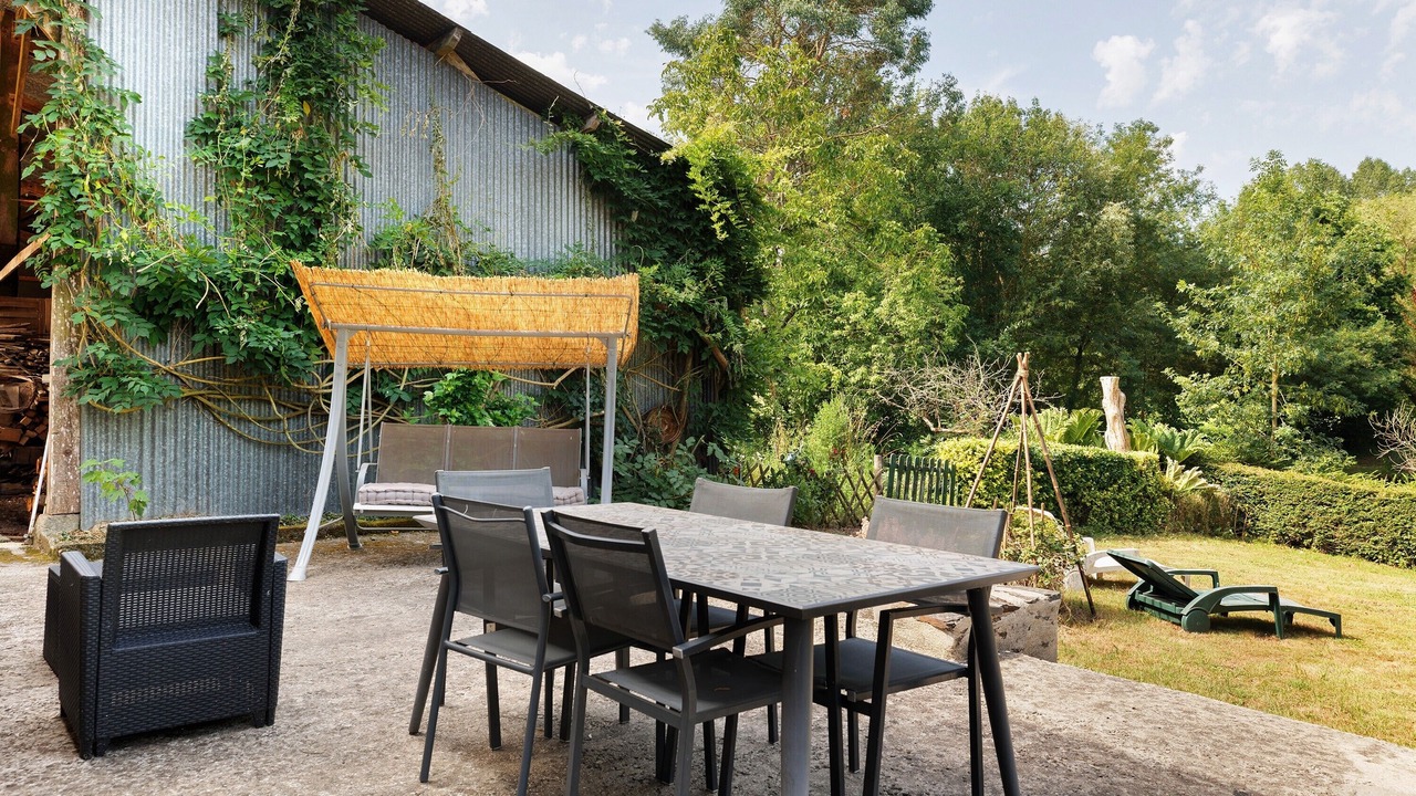 Photo of Outdoor in Nyoiseau