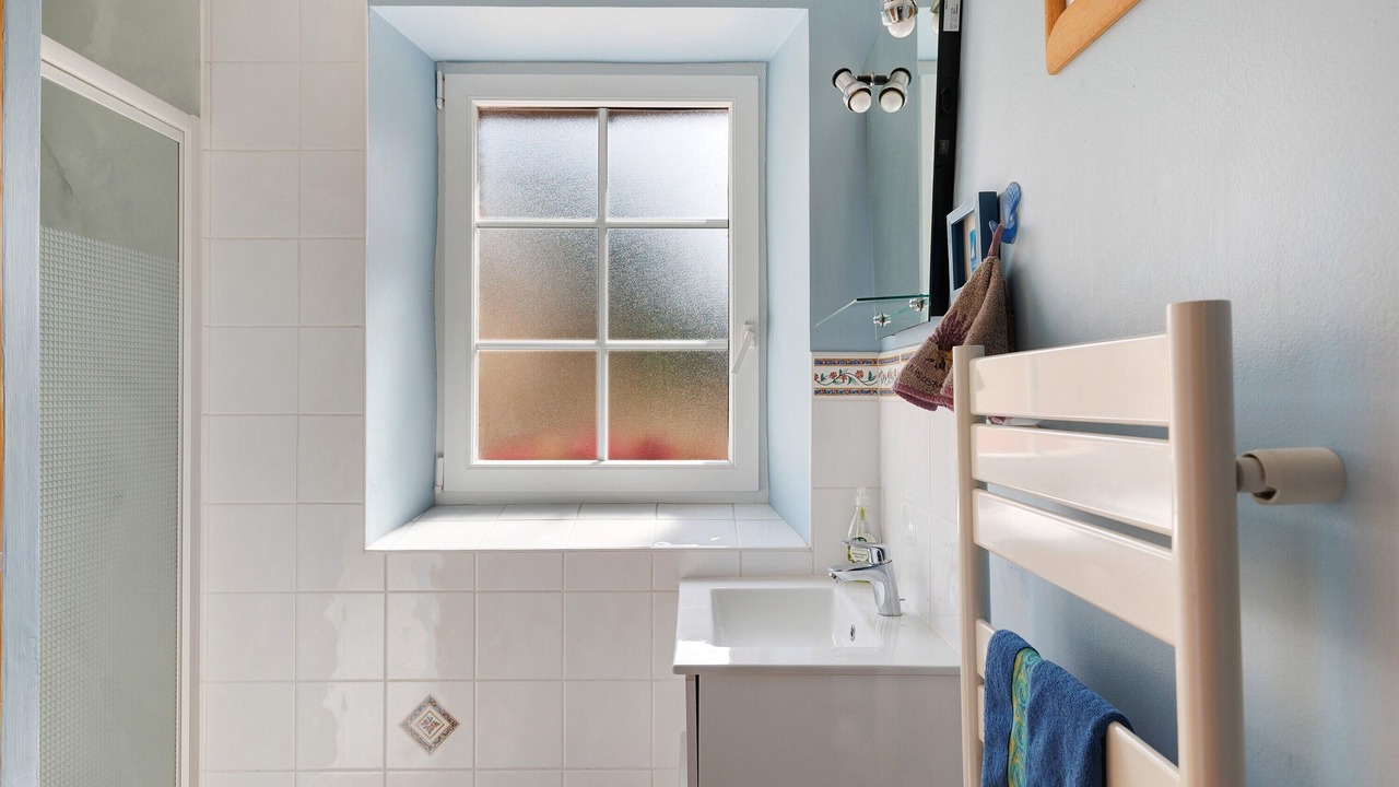 Photo of Bathroom in Nyoiseau