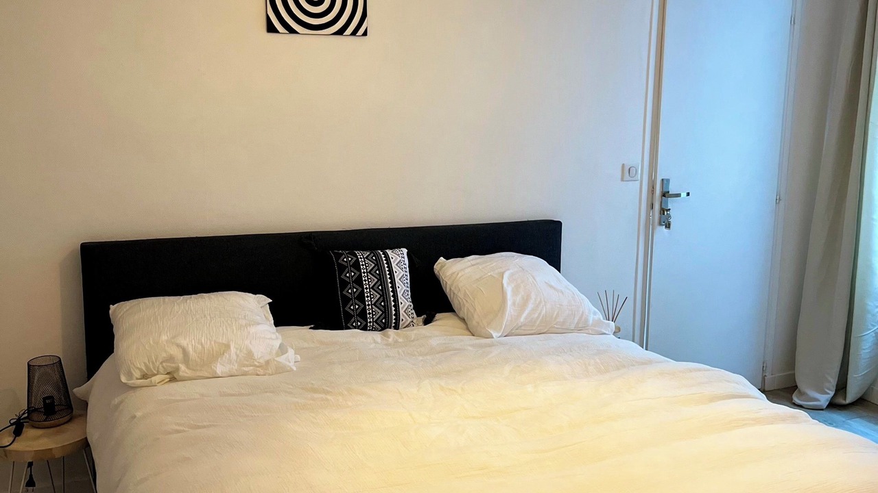 Photo of Bedroom in Bar-le-Duc