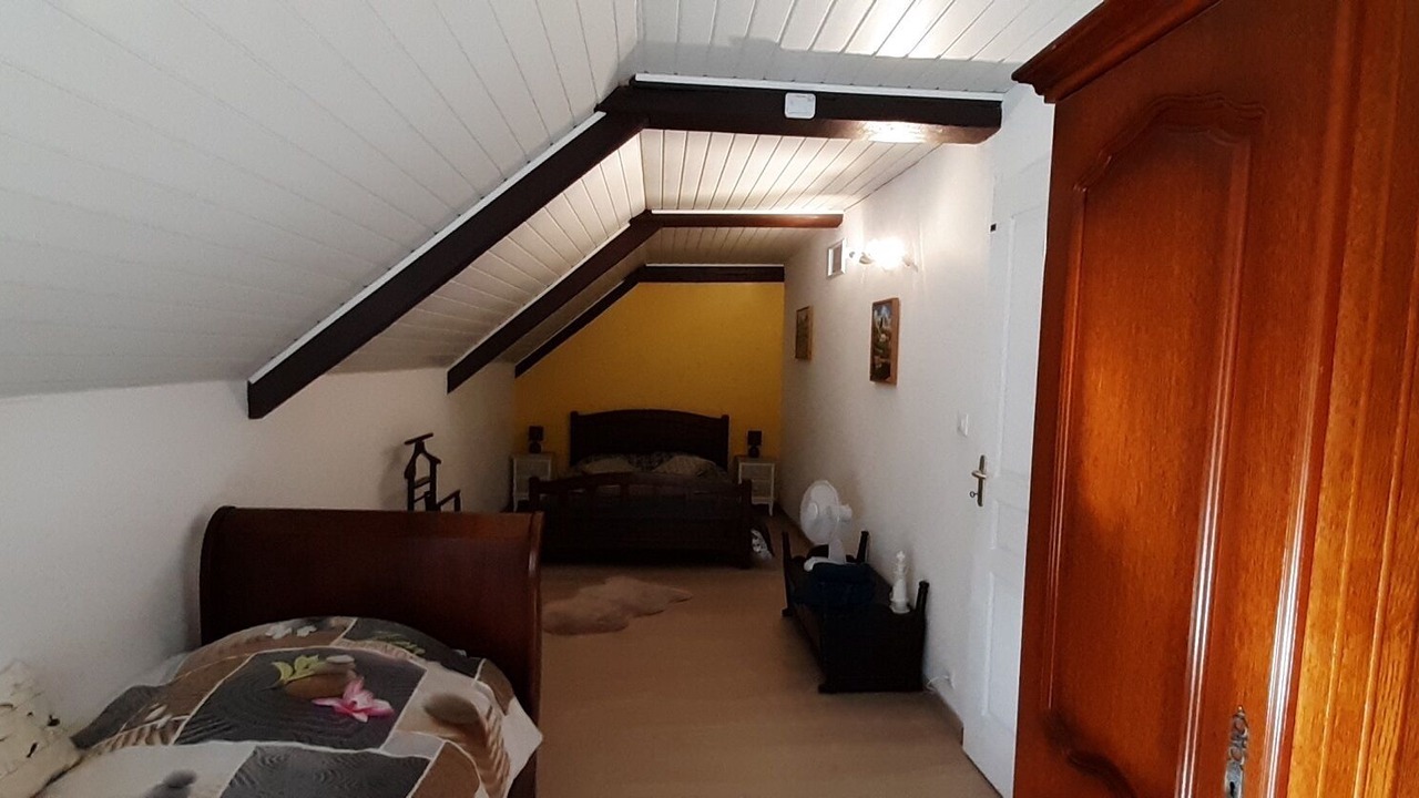 Photo of Bedroom in Allineuc