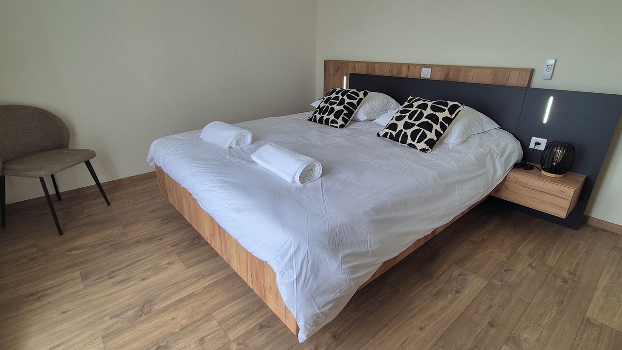 Photo of Bedroom in Fontaine-sur-Ay
